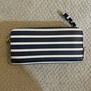 Striped purse wallet